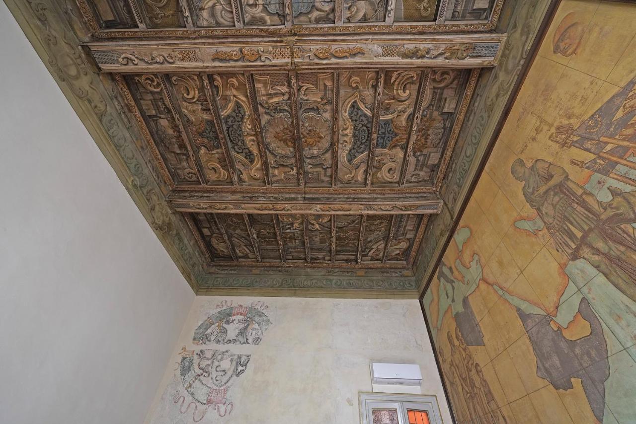 Foresteria Palazzo Guazzoni Zaccaria *