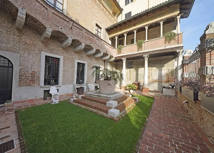 Foresteria Palazzo Guazzoni Zaccaria